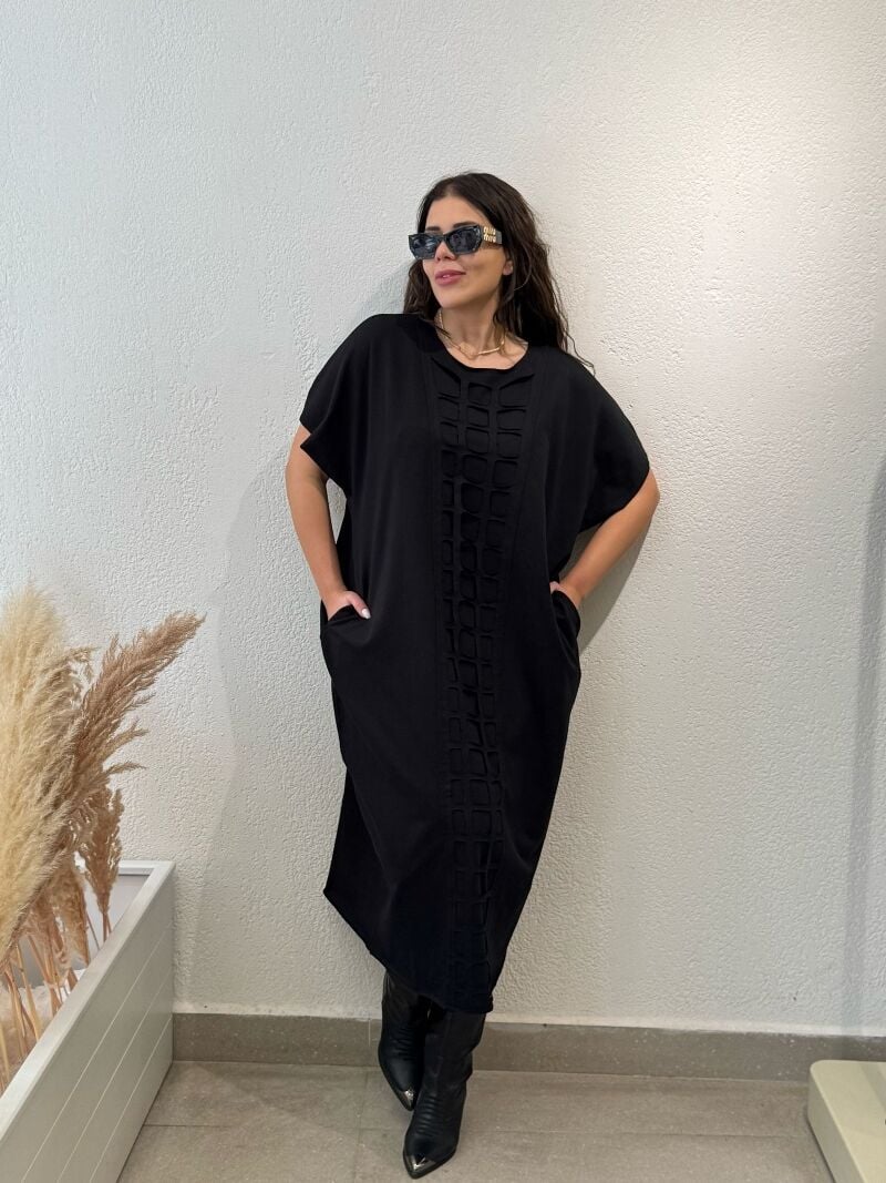 YARIM KOL ÖNÜ DELİKLİ ELBİSE TASARIM